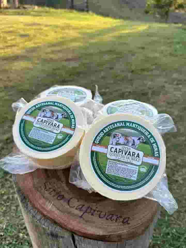 Queijo Minas Meia Cura Delicioso - Maturação 20 dias - Combo com 2 peças de 1kg cada