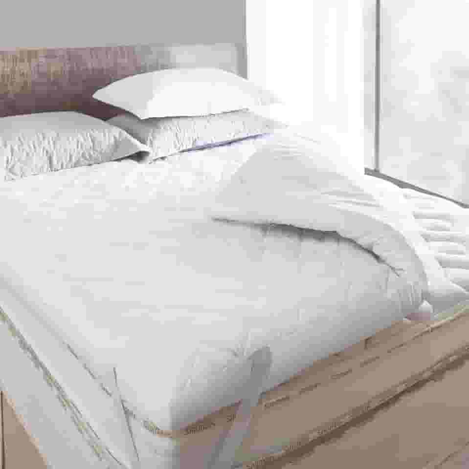 Pillow Top Toque de Pluma Casal 730 g/m², 5 cm de Espessura, Double Face, Acolchoado Premium, Ultra Macio - W Menegatti