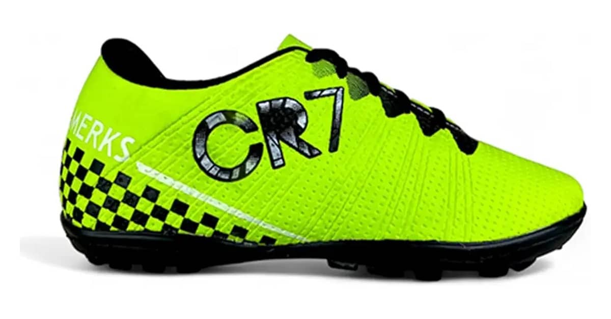 Melhor Chuteira do Mundo Infantil: 7 Opções Para Pequenos Craques