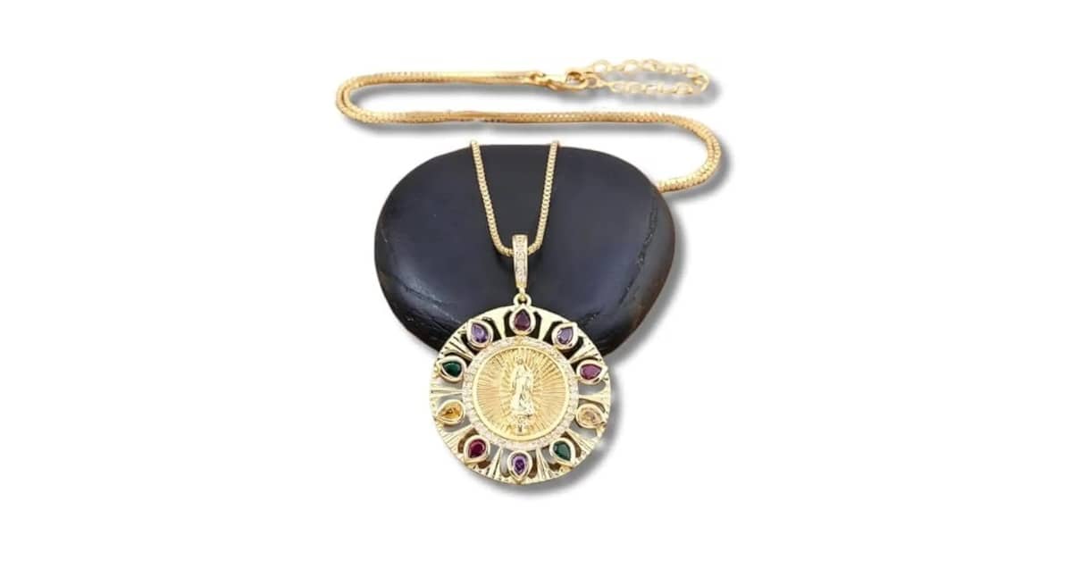 Melhor Presente Mulher 40 Anos: Joias e Livros para Ela