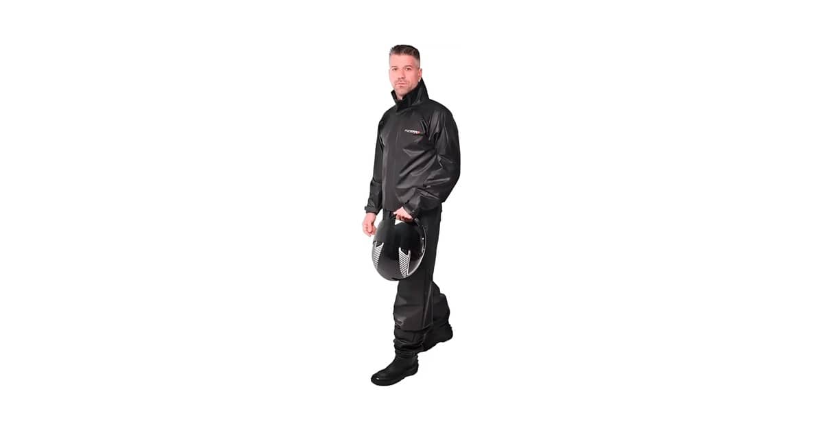 Qual Melhor Capa de Chuva Para Motoqueiro: PVC ou Nylon?