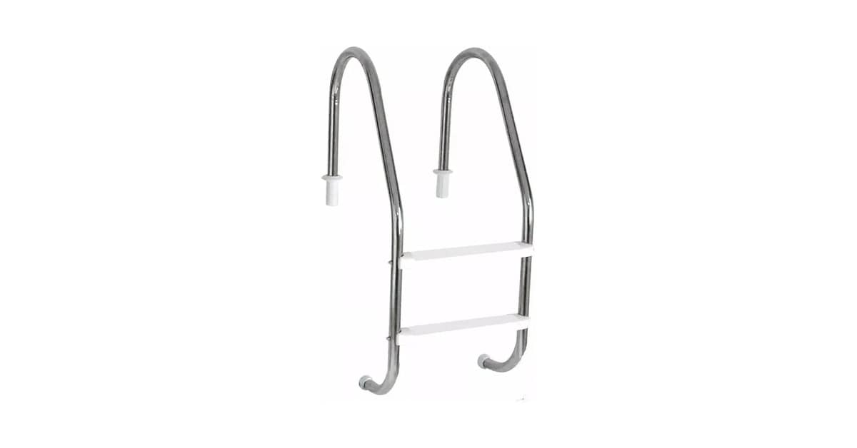 Qual Melhor Escada Para Piscina de Fibra? Inox vs ABS