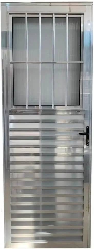 Porta social 2,10x80 lado ESQUERDO no alumínio brilhante