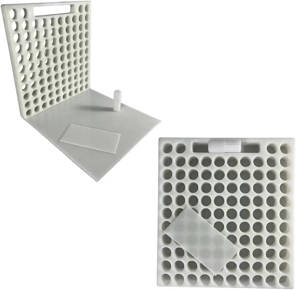 Genérico Placa Porcionadora para Doces Brigadeiro Beijinho com 104 Furos (10g) Branco