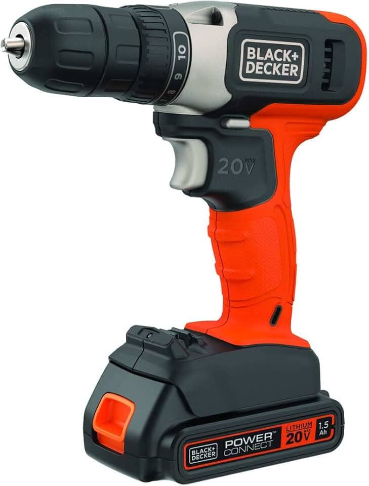 BLACK+DECKER Furadeira e Parafusadeira BCD702C1 20V