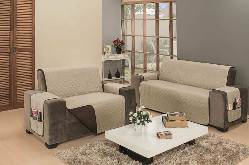 Mr Enxovais Protetor de Sofá Impermeável 2 e 3 Lugares Padrão Liso Dupla Face Tecido Microfibra Kaqui/Marrom Tamanho Único