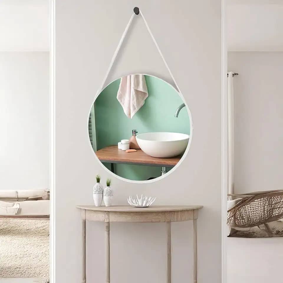 Espelho Redondo 60cm Adnet com Alça de Couro Decoração Moderna para Banheiro Sala ou Quarto (Branco)