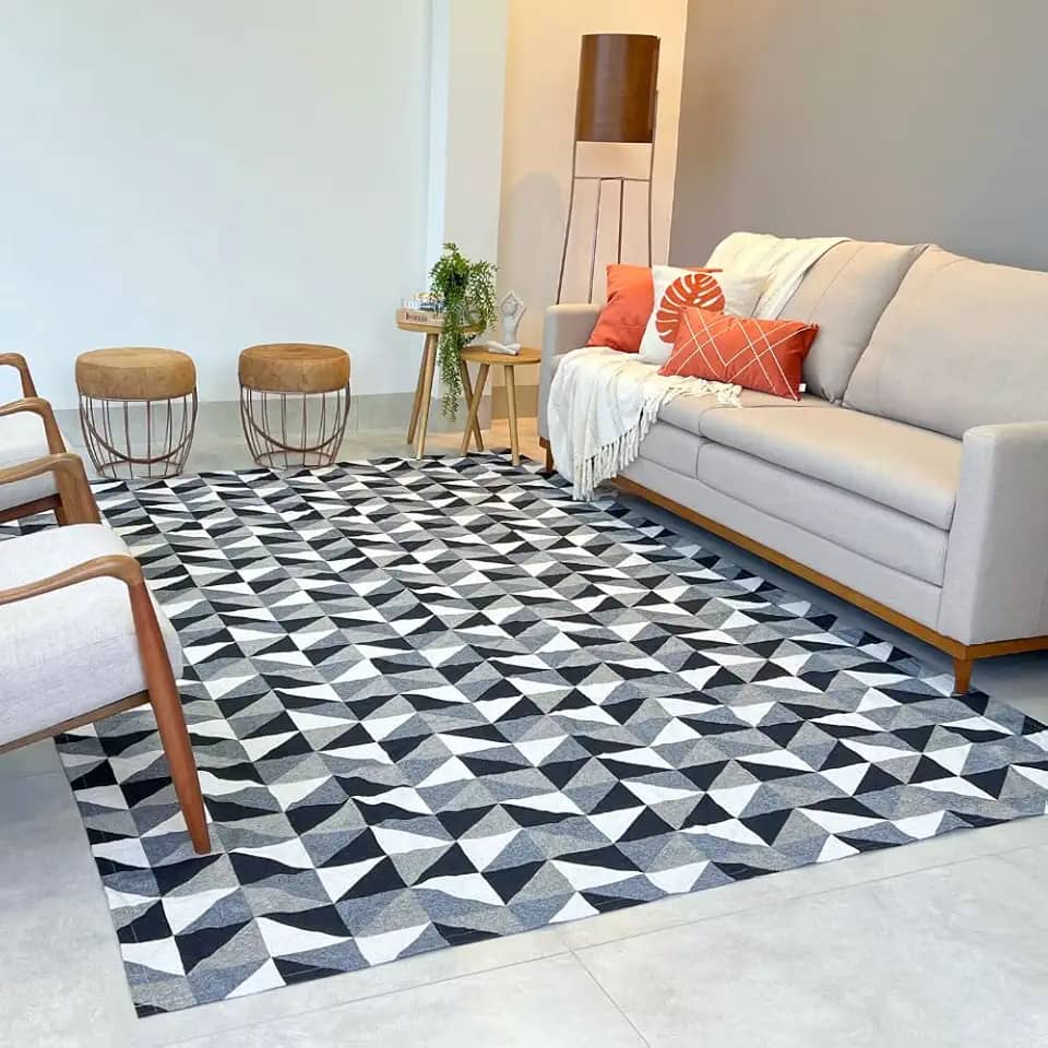 TAPETE 2,00X2,50 QUARTO SALA DE JANTAR RECPÇÃO SALA (Preto Geometrico)