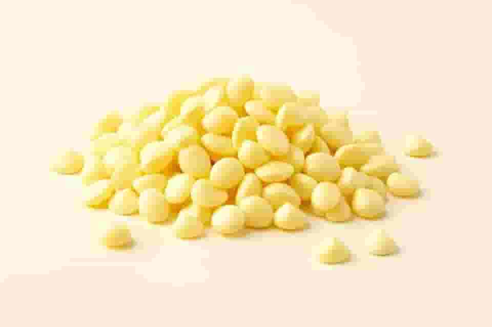 Chocolate Branco em Gotas Premium 1,01kg – Kikakau – Gotas de Chocolate Profissional para Confeitaria, Recheios e Coberturas