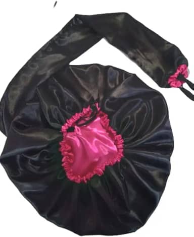 Touca Difusora de cetim ajustavel Preta com Pink