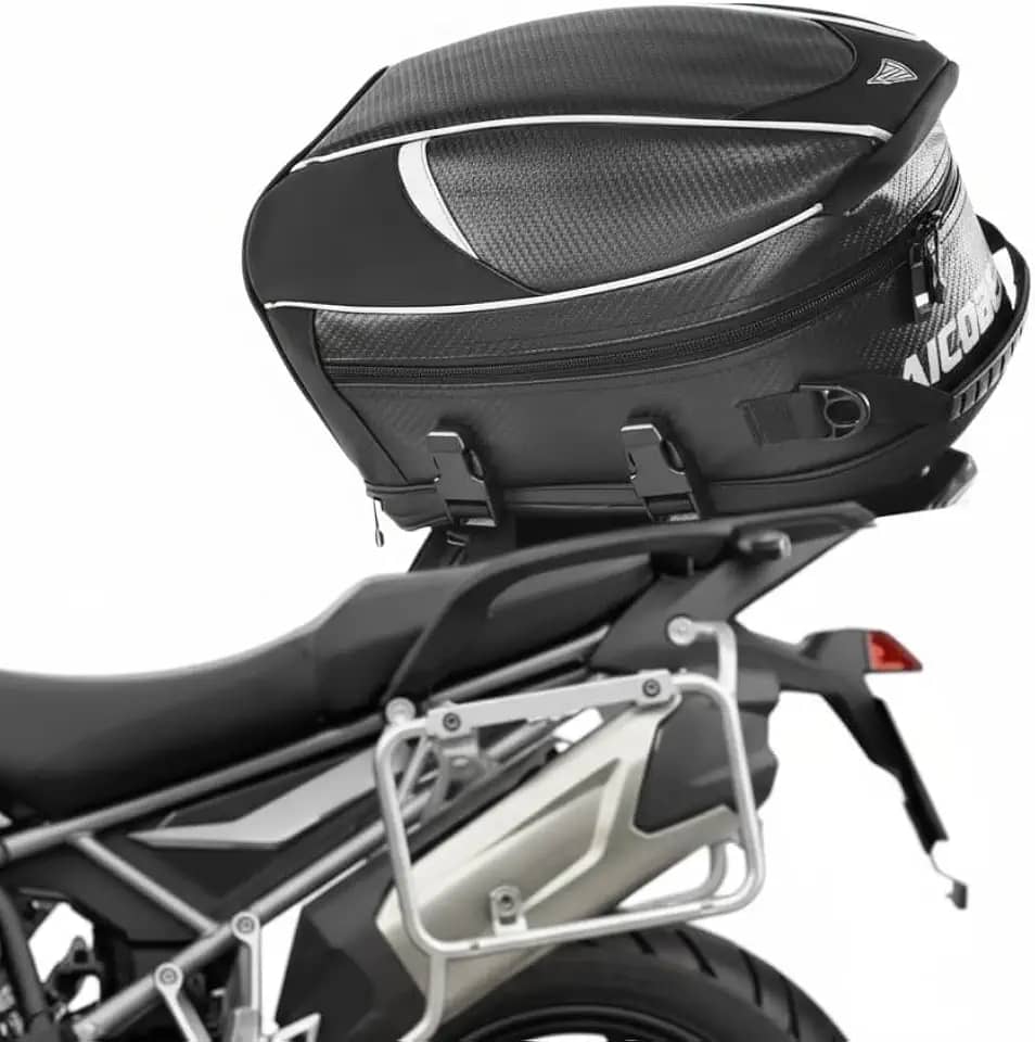 Baú Mochila para Moto Baslu 21L – Impermeável, Porta Capacete, Bolsa Traseira excelente para Viagem e Uso Diário