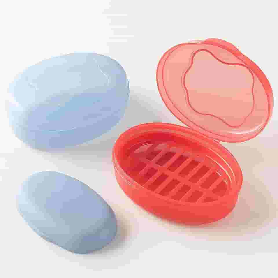 Kit com 2 Saboneteiras para Viagem Portátil – Com Tampa e Grade Interna Drenante – Cores Sortidas – Ideal para Sabonete em Barra – Leve, Higiênica e Reutilizável