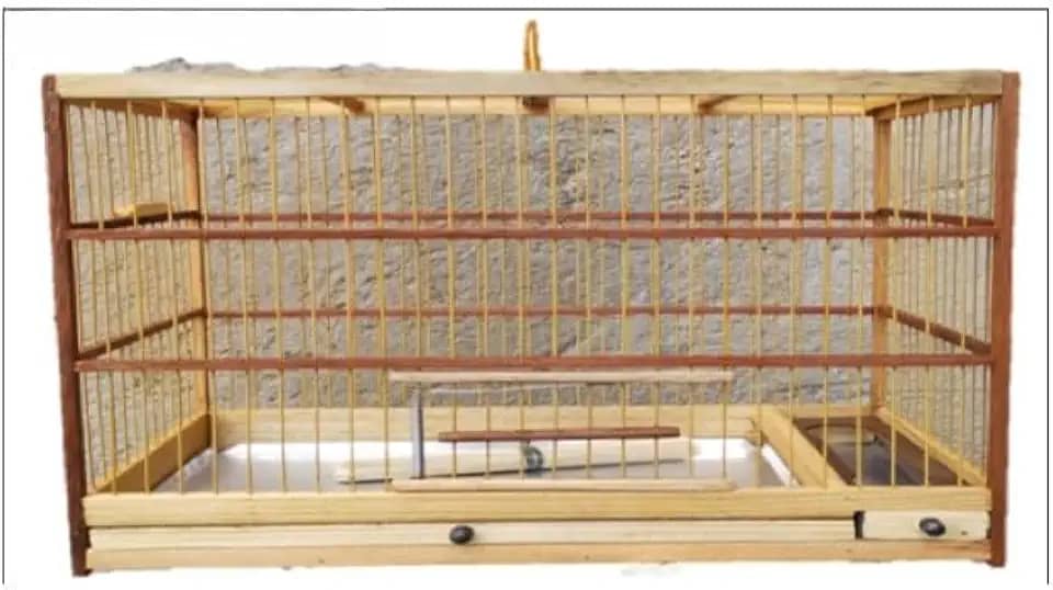 Gaiola quadrada em Madeira e Fibra para Aves: Coleira, Bigodinho, Pintassilgo, Papa-capim, Caboclinho, Canário e outras