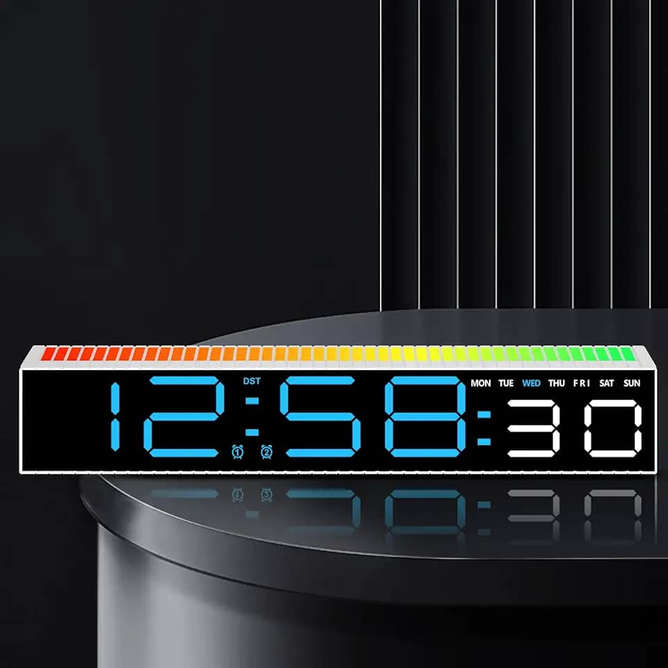 MASHI Despertador digital, relógio digital para quartos com 10 luzes noturnas que mudam de cor, DST, brilho ajustável, sincronização de música dinâmica para decoração de cabeceira, PC e TV para jogos