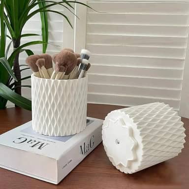 Porta Pincéis e Canetas Giratório 360° com Tampa | Organizador de Maquiagem e Escritório 5 Compartimentos | Material PP Resistente