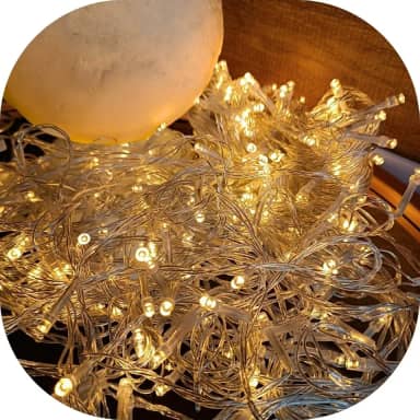 Cordão Pisca LED Branco Quente 10 Metros 8 funções– Decoração Natal, Festas, Casamento, Luz Decorativa Econômica (llO)