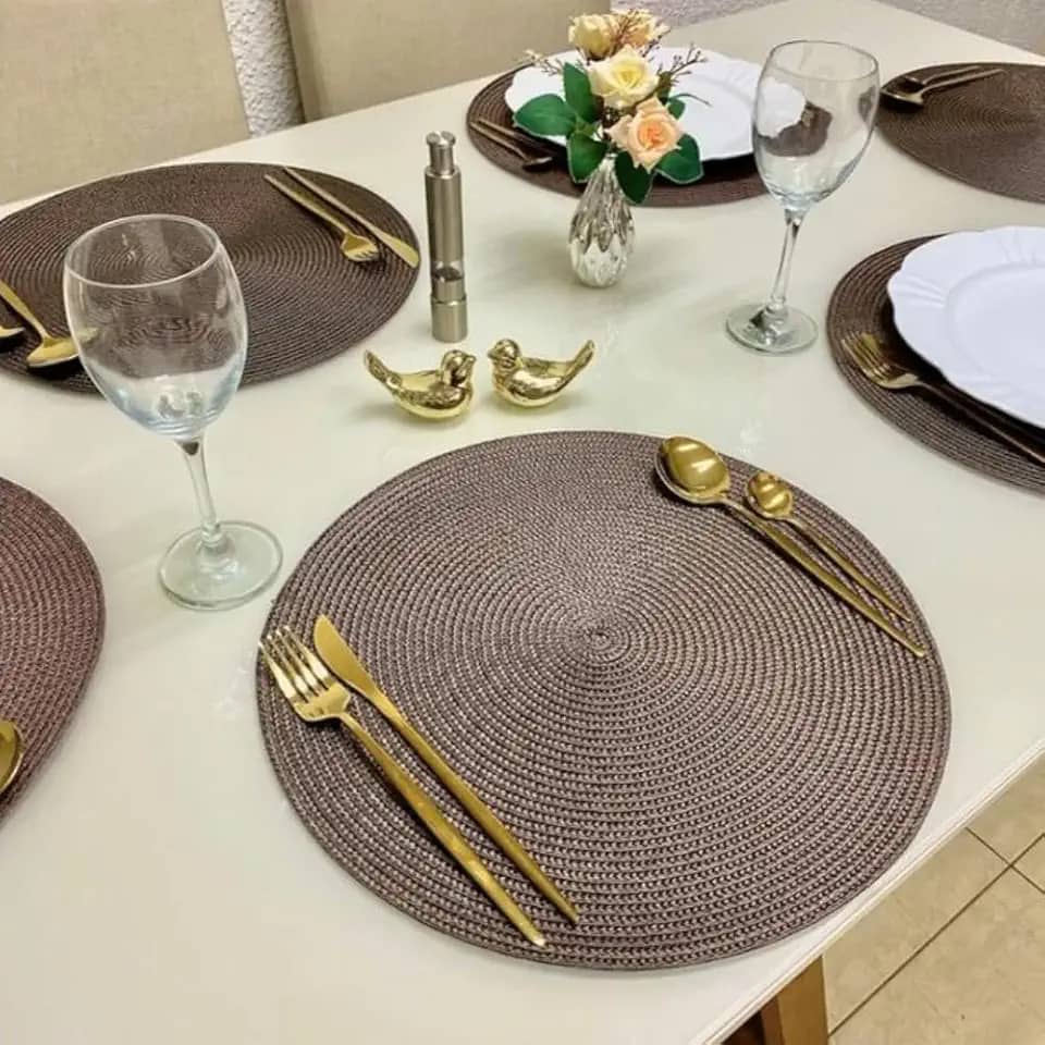 Kit 6 Peças Jogo Americano Redondo - Sousplat Redondo para Mesa Posta - Jogo Americano Elegante para Jantar, Almoço e Café - UpShop (Marrom claro)