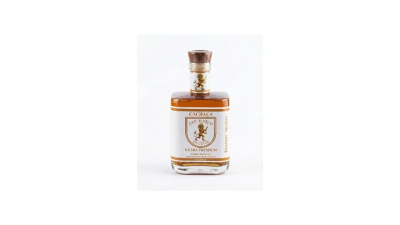 Melhor Cachaça Artesanal de Minas: Sabores Únicos!