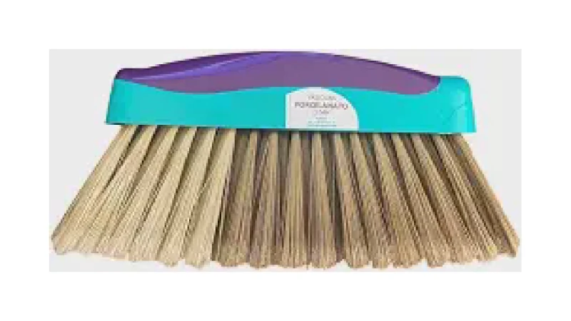 Melhor Vassoura para Varrer Porcelanato: Guia Essencial
