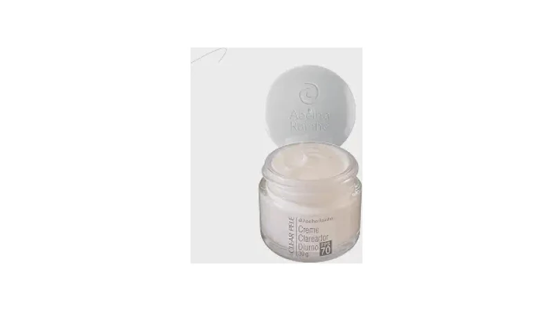 Qual Melhor Creme para Clarear Sardas: O Guia de Ativos