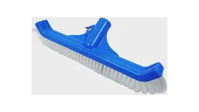 Qual Melhor Escova Para Limpar Borda de Piscina? Aço vs. Nylon