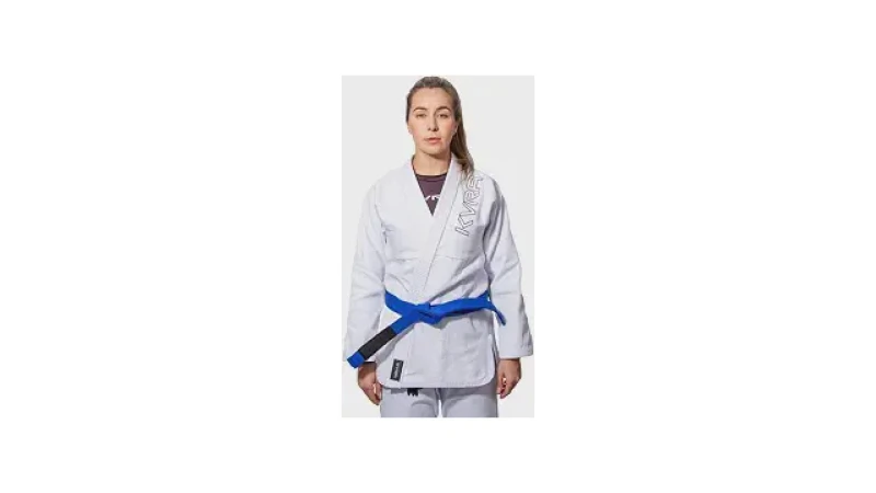 Qual Melhor Kimono Jiu Jitsu Feminino? 5 Leves e Fortes