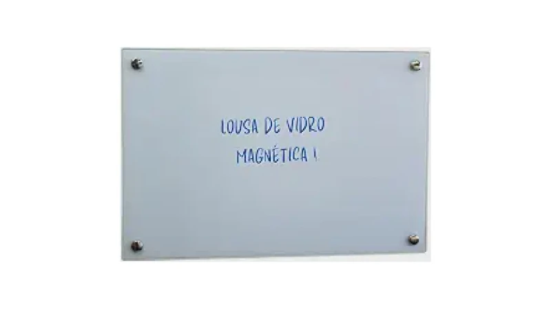 Qual Melhor Quadro Branco de Vidro? Guia Anti-Manchas